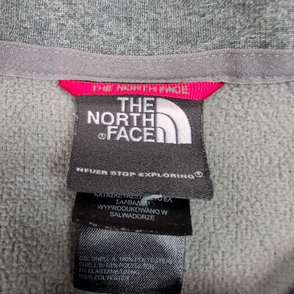 The North Face Sweatshirt Mens M Gray Half Zip‎ Gorpcore Outdoors Comfort Casual